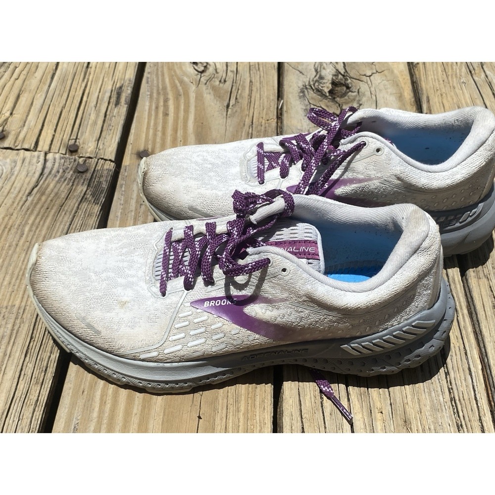 Brooks Adrenaline 21 Gray/ Purple Women's 9 B No Insoles Running Sneakers/ Shoes